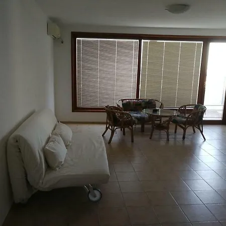 Sunny Southern Apartament *